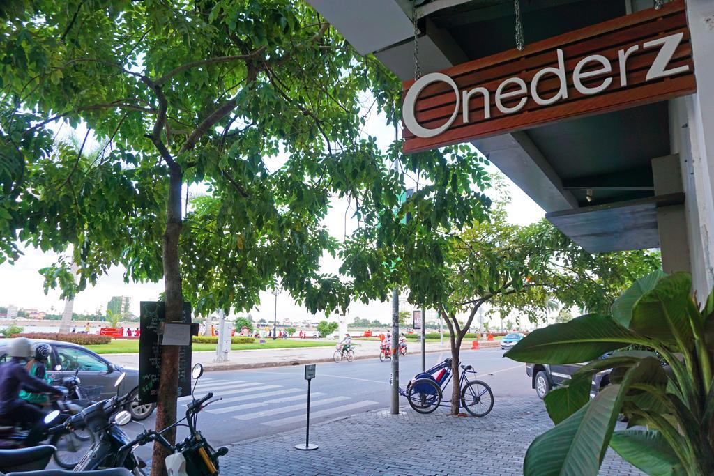 Onederz Hostel Phnom Penh Exterior photo